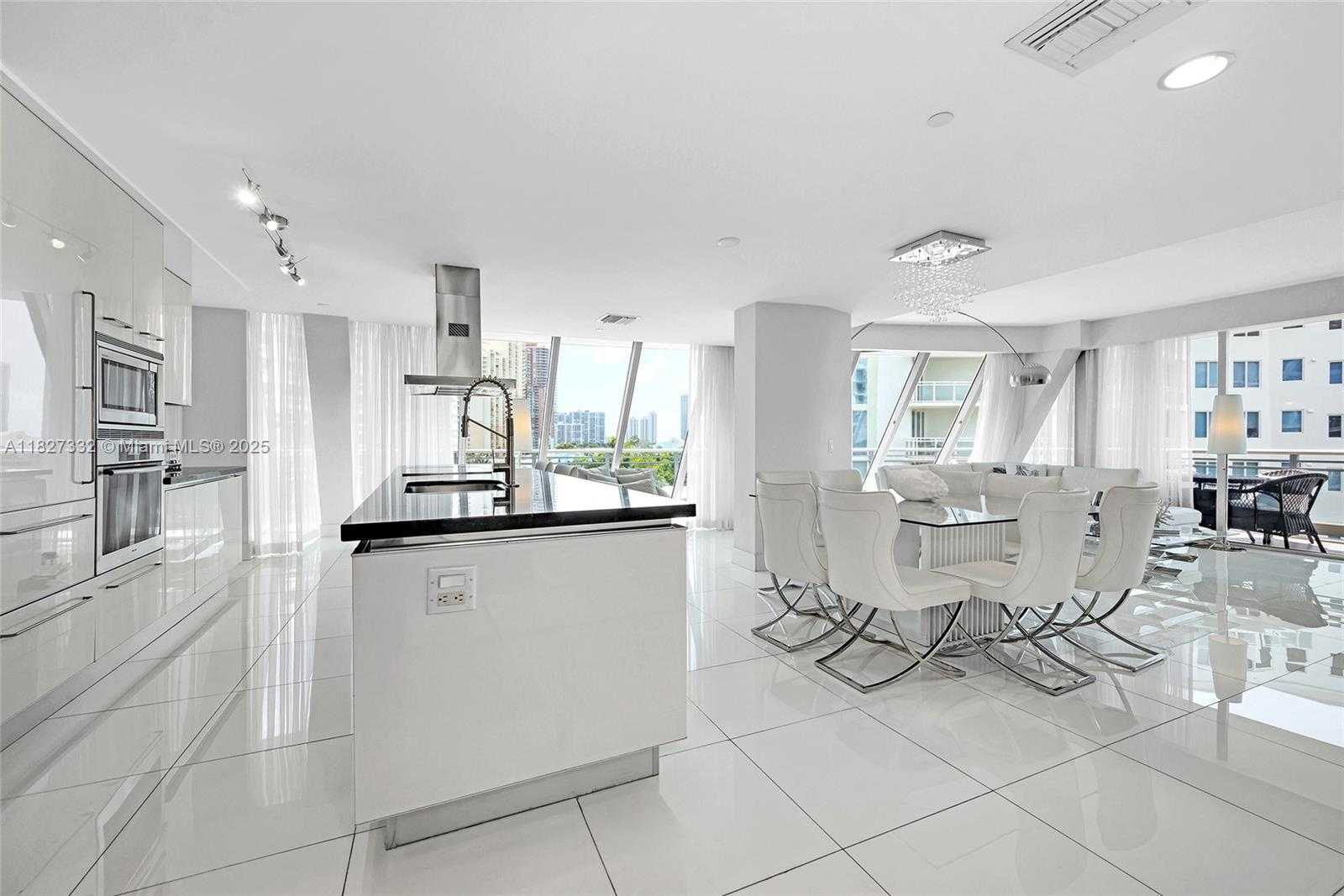 Small Image of 2950 NORTH EAST 188TH ST #449, Aventura Number 4
