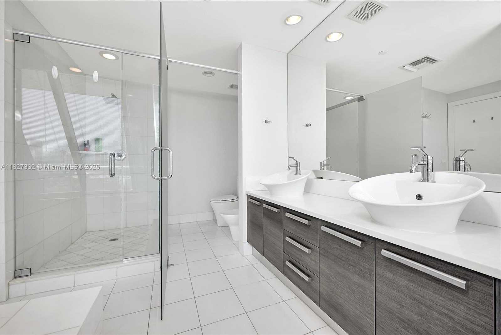 Small Image of 2950 NORTH EAST 188TH ST #449, Aventura Number 40