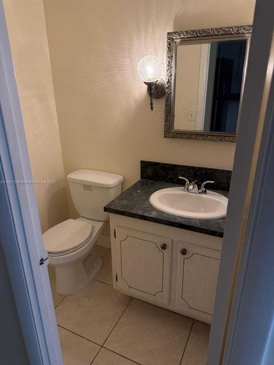 Small Image of 2025 NORTH EAST 164TH ST #801, North Miami Beach Number 15
