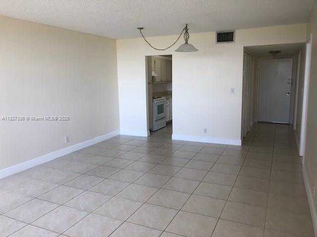 Small Image of 2025 NORTH EAST 164TH ST #801, North Miami Beach Number 3