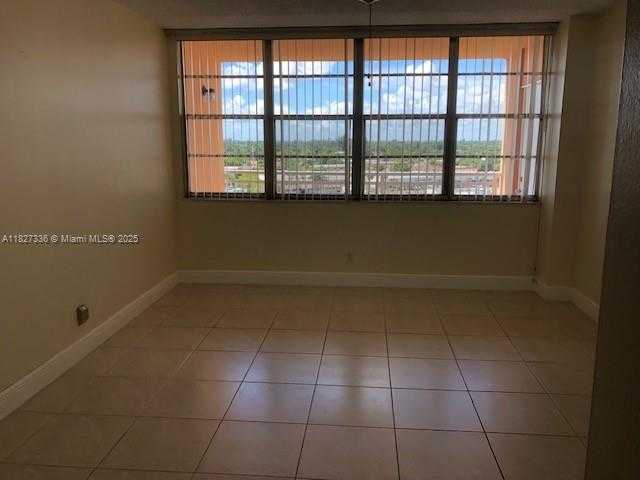 Small Image of 2025 NORTH EAST 164TH ST #801, North Miami Beach Number 8