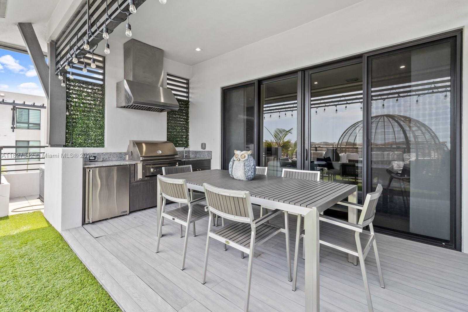 Small Image of 4750 NORTH WEST 84TH AVENUE, Doral Number 27
