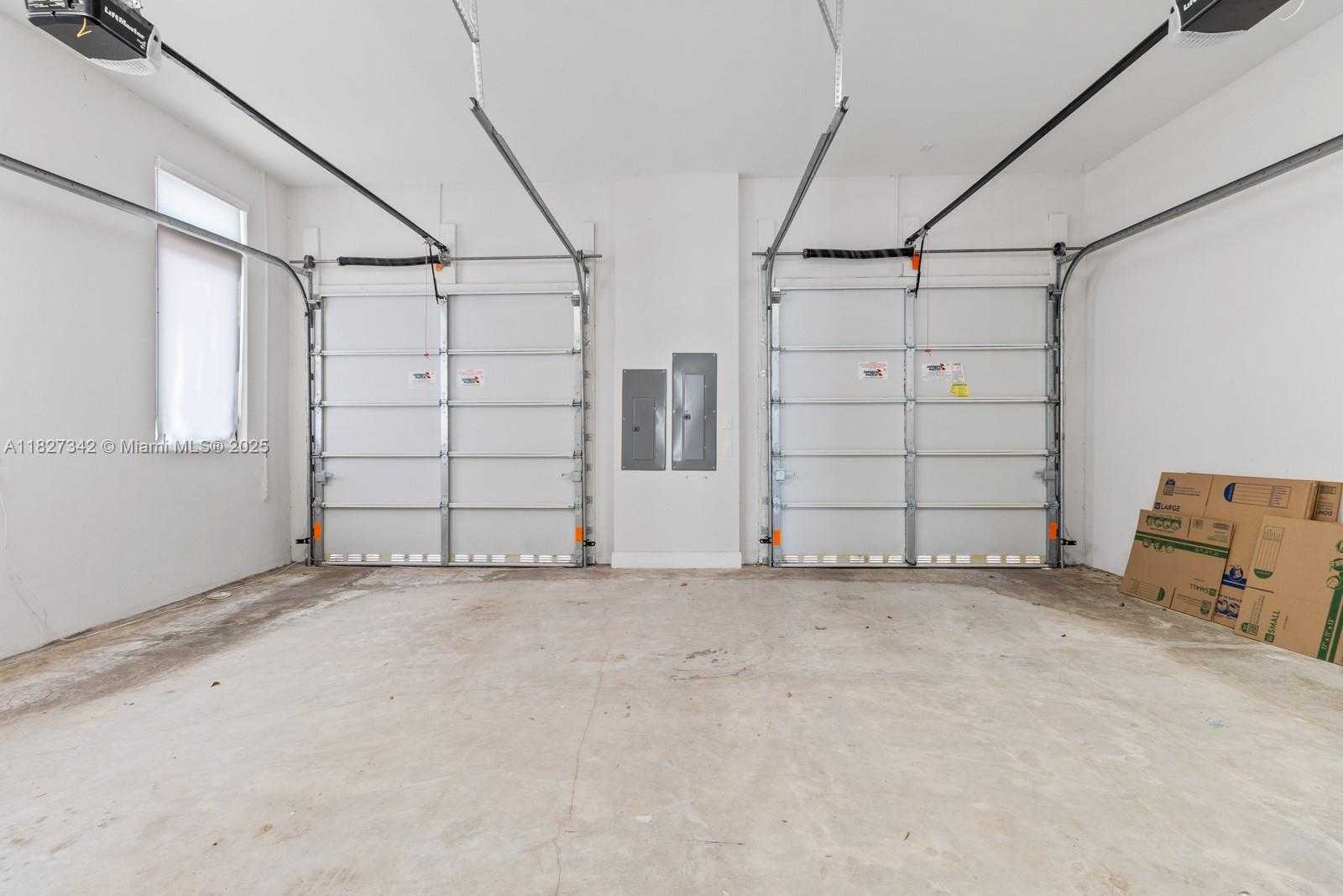 Small Image of 4750 NORTH WEST 84TH AVENUE, Doral Number 29