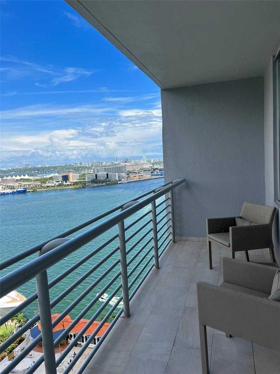 Small Image of 335 SOUTH BISCAYNE BLVD #2202, Miami Number 5