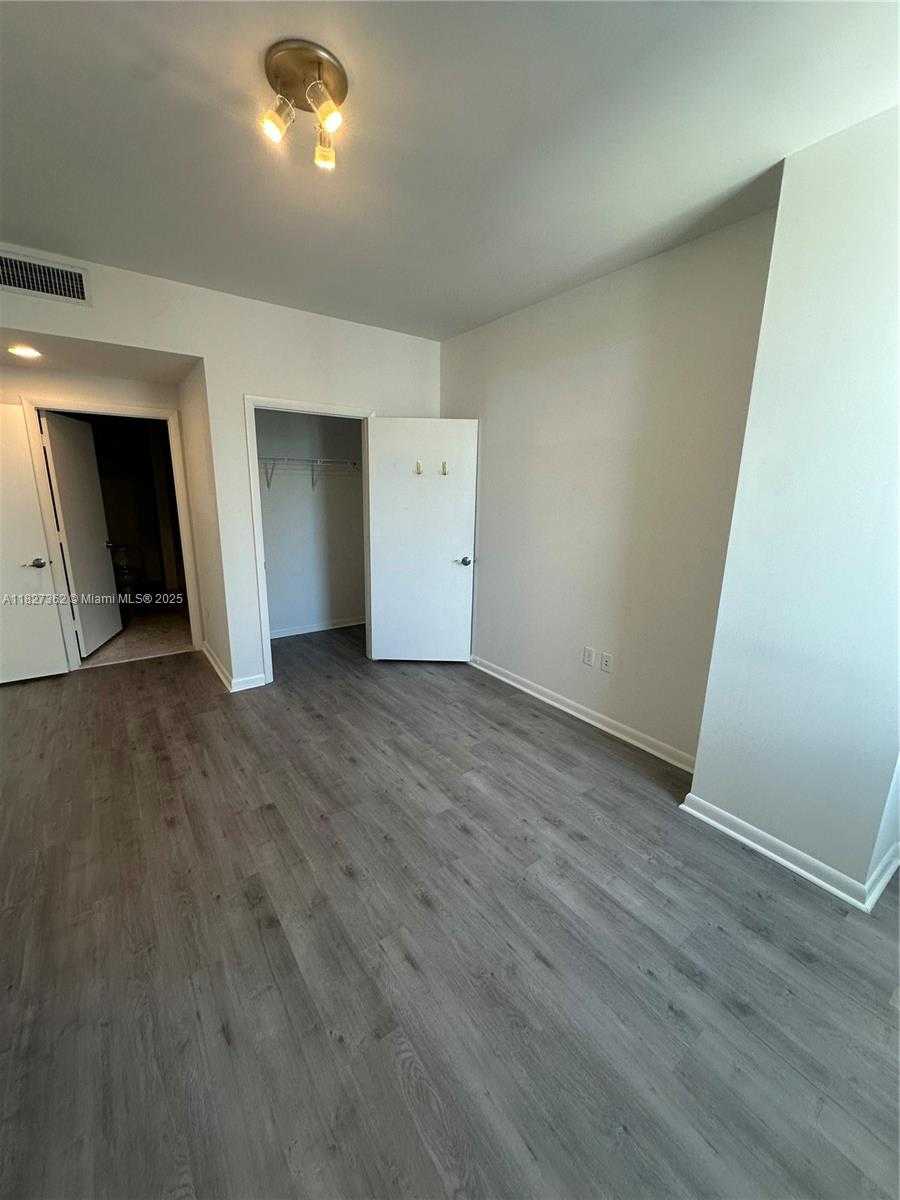 Small Image of 253 NORTH EAST 2ND ST #2210, Miami Number 10