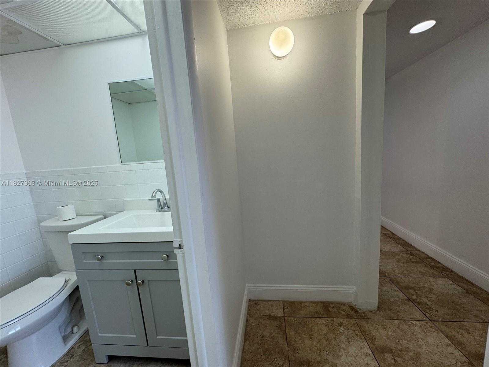 Small Image of 6970 NORTH WEST 186TH ST #3-406, Hialeah Number 15