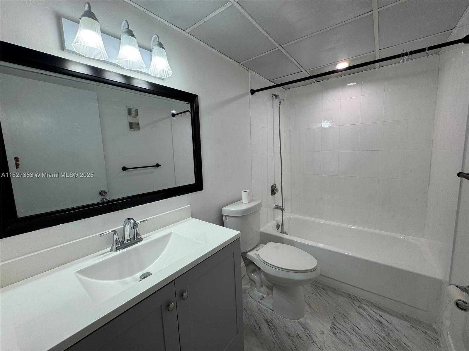 Small Image of 6970 NORTH WEST 186TH ST #3-406, Hialeah Number 19