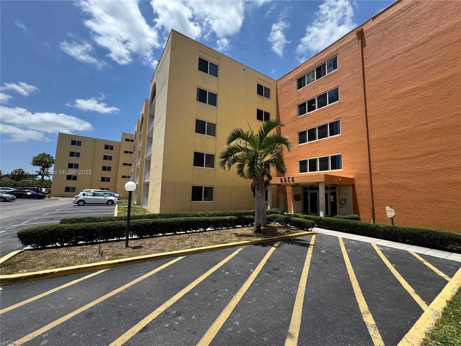 Small Image of 6970 NORTH WEST 186TH ST #3-406, Hialeah Number 2