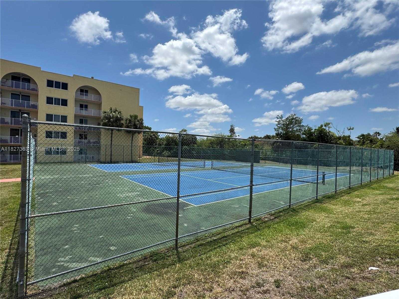 Small Image of 6970 NORTH WEST 186TH ST #3-406, Hialeah Number 25