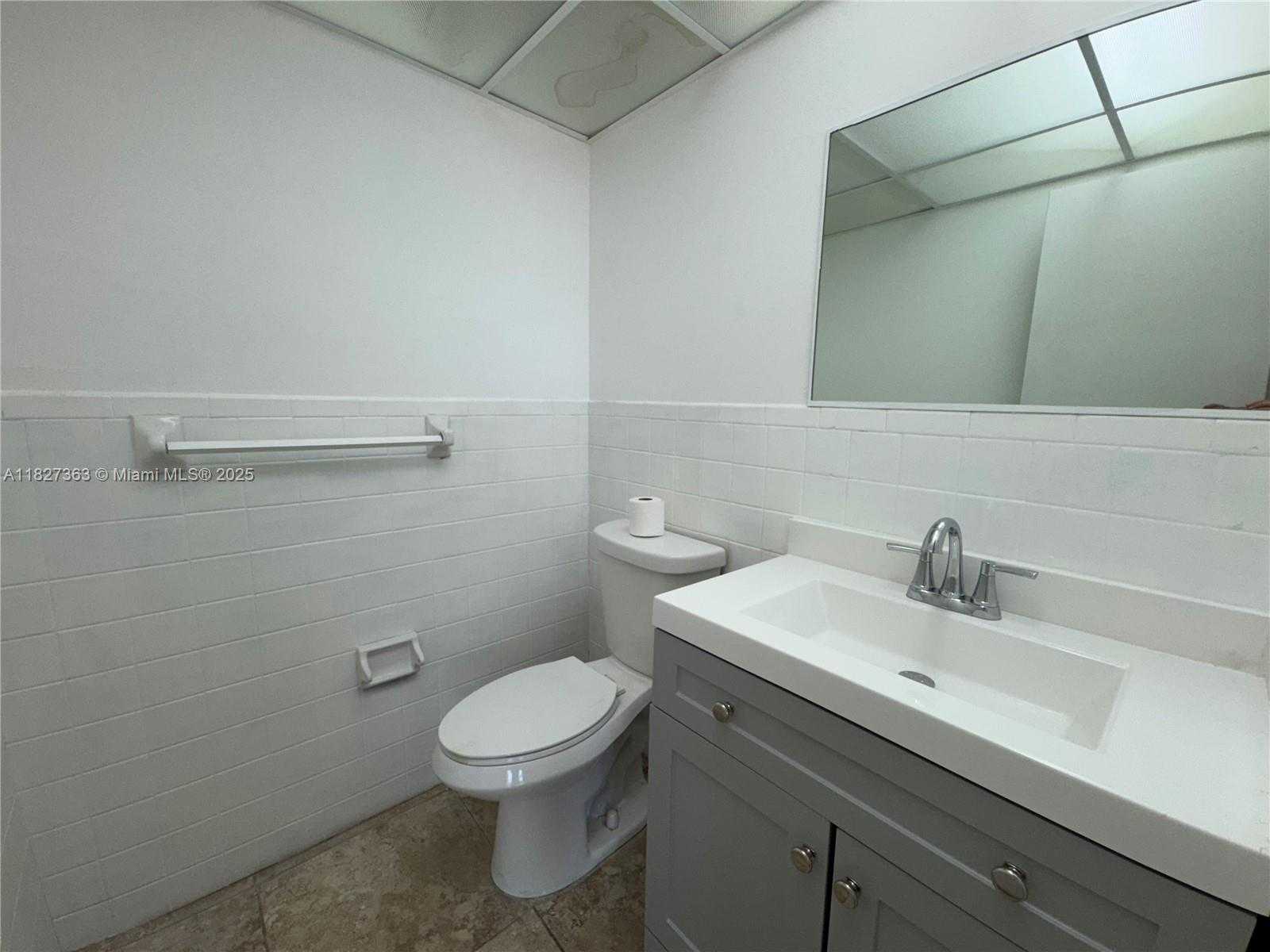 Small Image of 6970 NORTH WEST 186TH ST #3-406, Hialeah Number 5