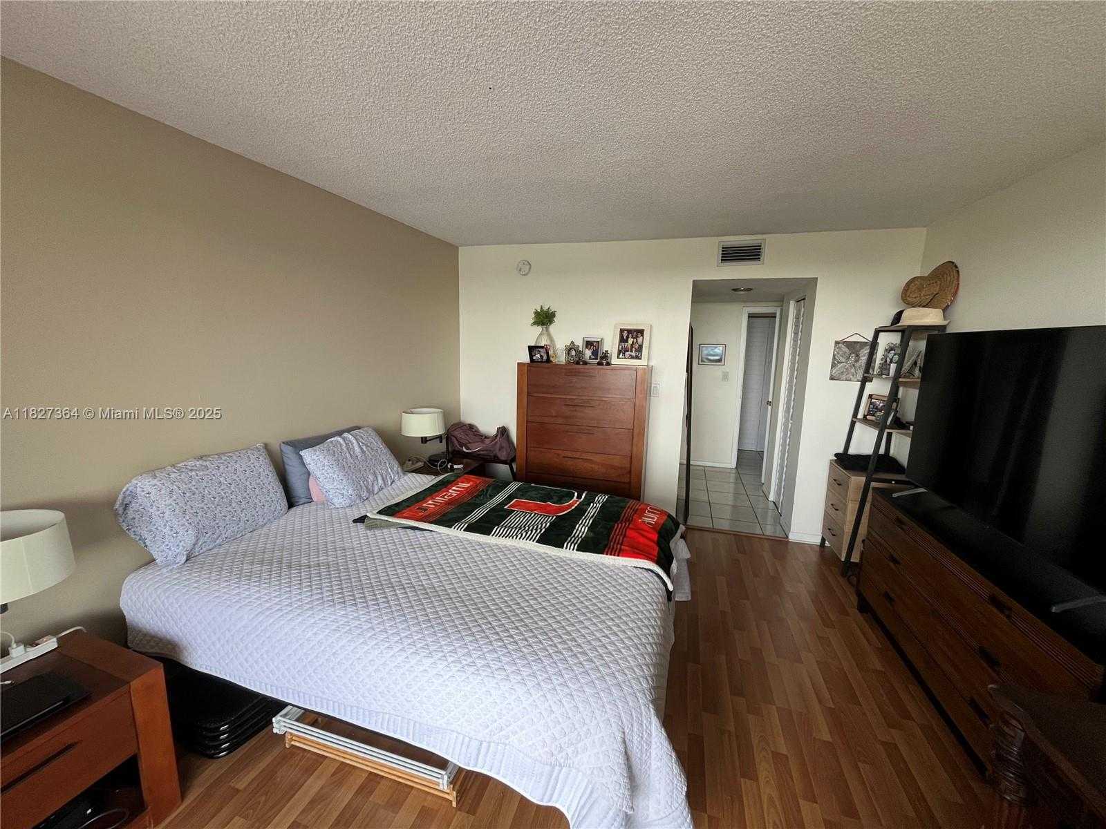 Small Image of 1800 NORTH WEST 24TH AVE #1017, Miami Number 4