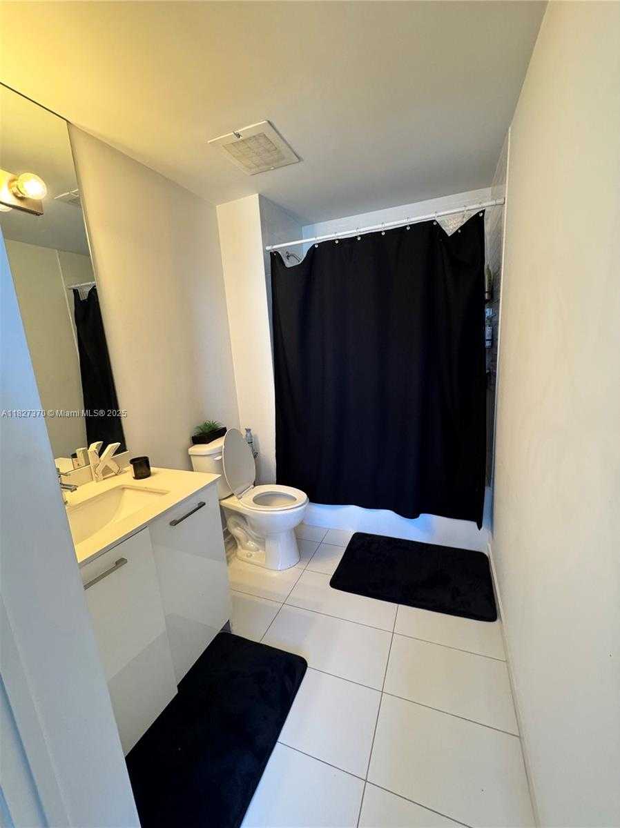 Small Image of 151 SOUTH EAST 1ST ST #1210, Miami Number 10