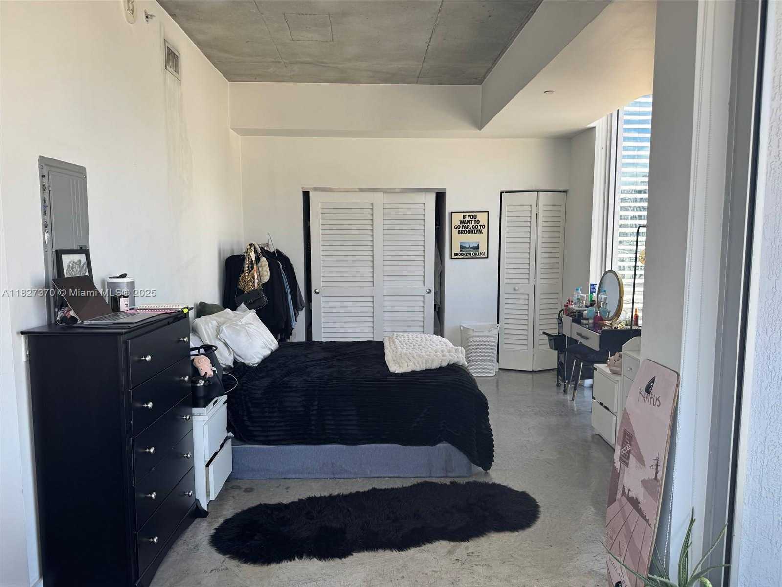 Small Image of 151 SOUTH EAST 1ST ST #1210, Miami Number 3
