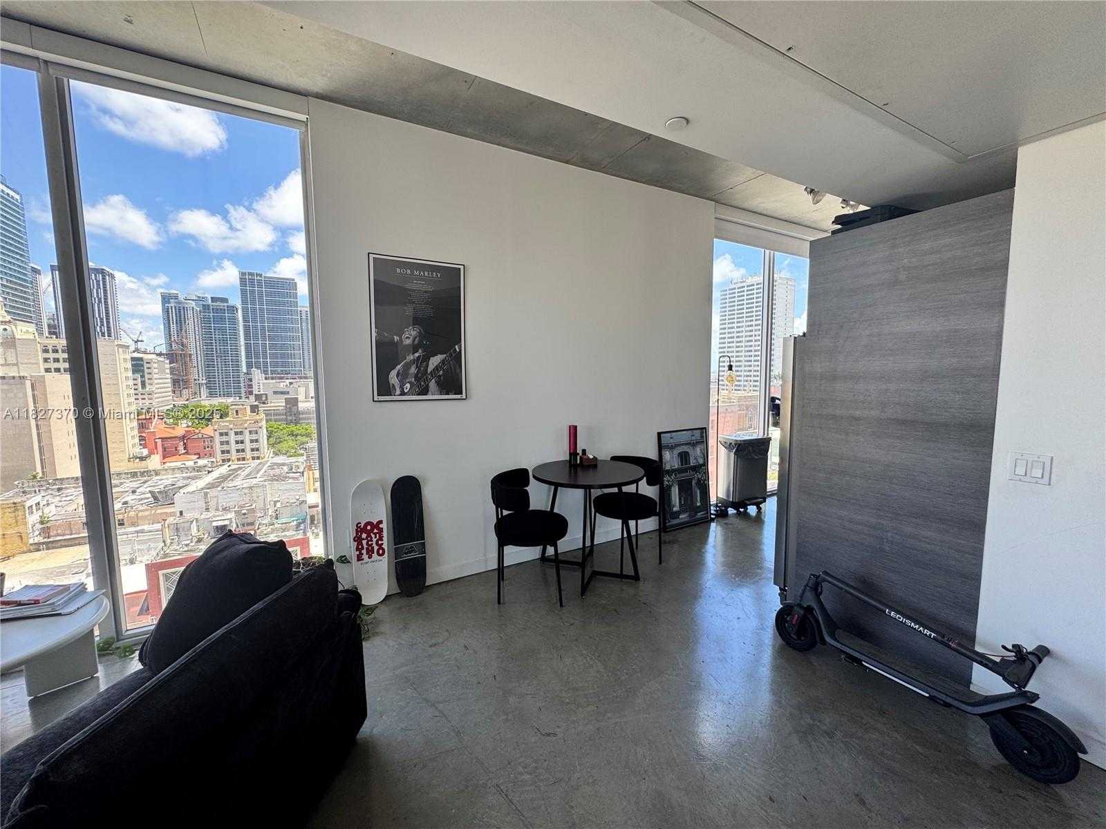 Small Image of 151 SOUTH EAST 1ST ST #1210, Miami Number 7