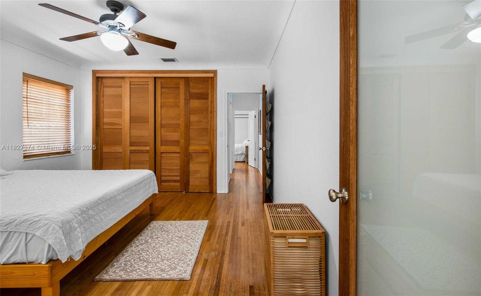 Small Image of 4321 POST AVE, Miami Beach Number 13