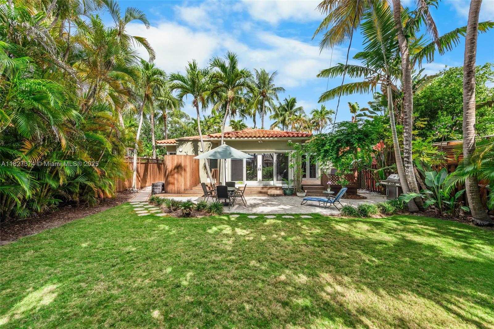 Small Image of 4321 POST AVE, Miami Beach Number 4