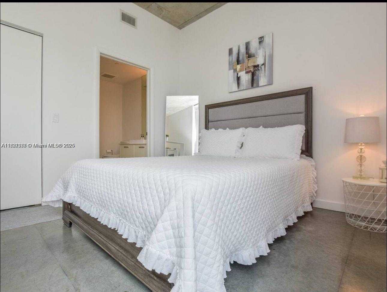 Small Image of 151 SOUTH EAST 1ST ST #2104, Miami Number 13