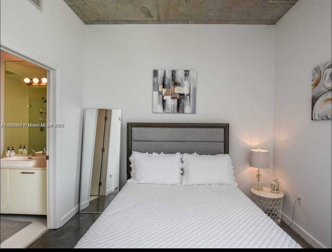 Small Image of 151 SOUTH EAST 1ST ST #2104, Miami Number 14
