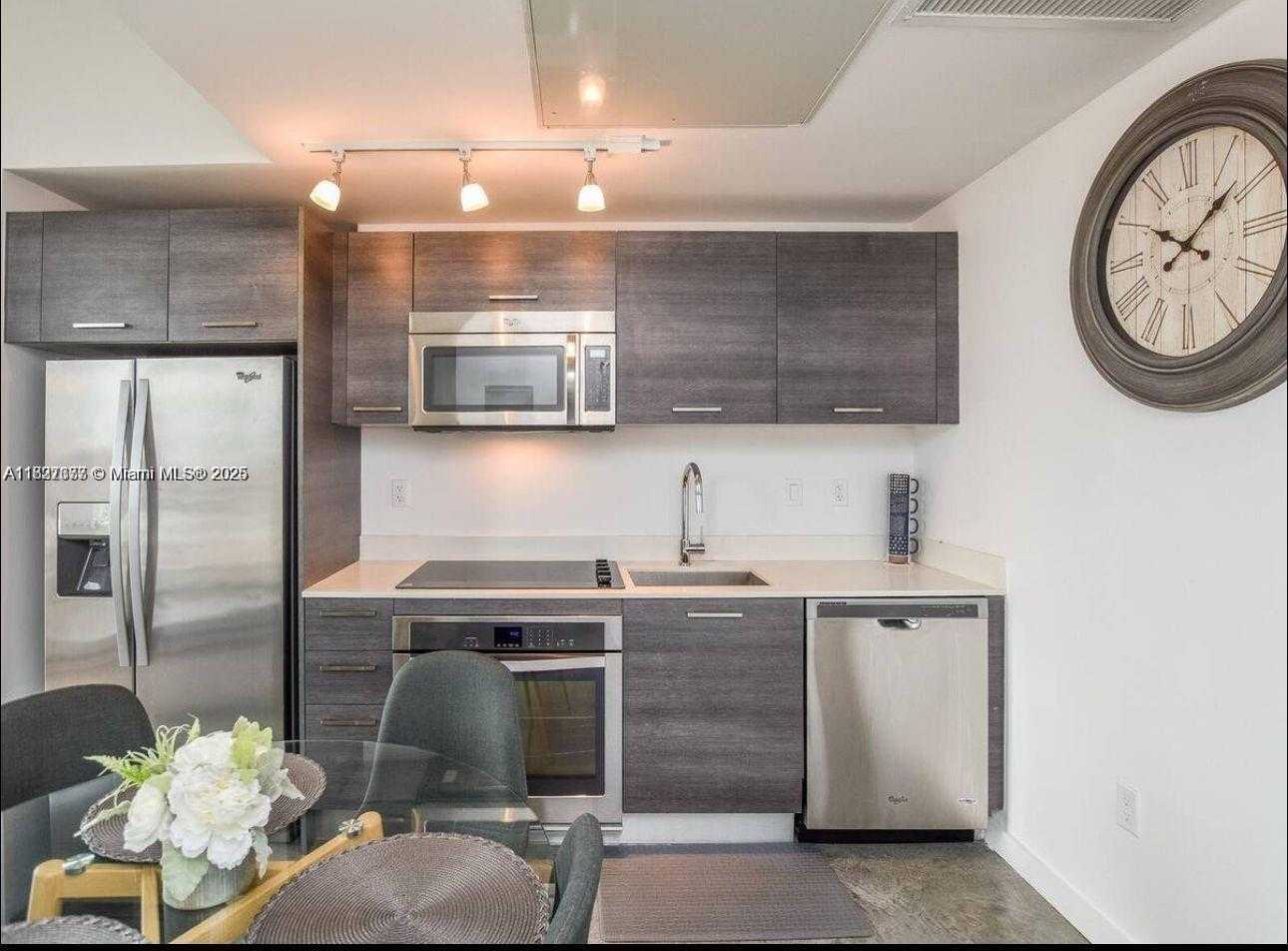 Small Image of 151 SOUTH EAST 1ST ST #2104, Miami Number 17