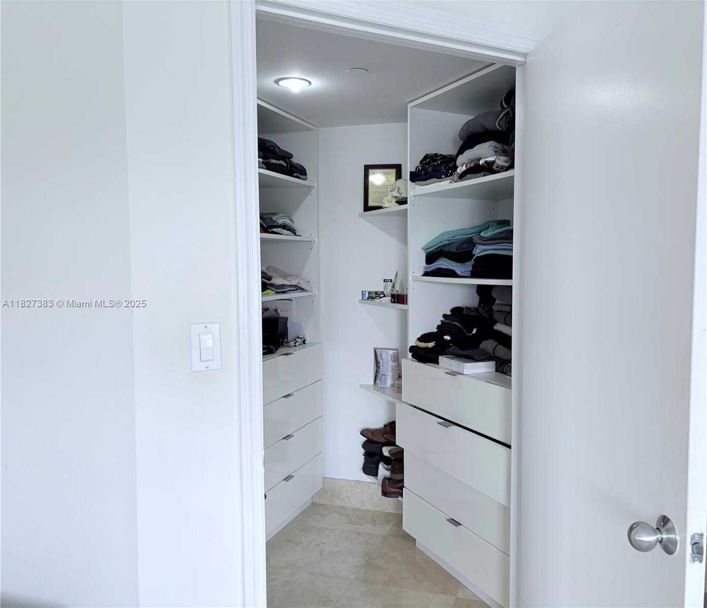 Small Image of 1330 WEST AVE #1808, Miami Beach Number 10
