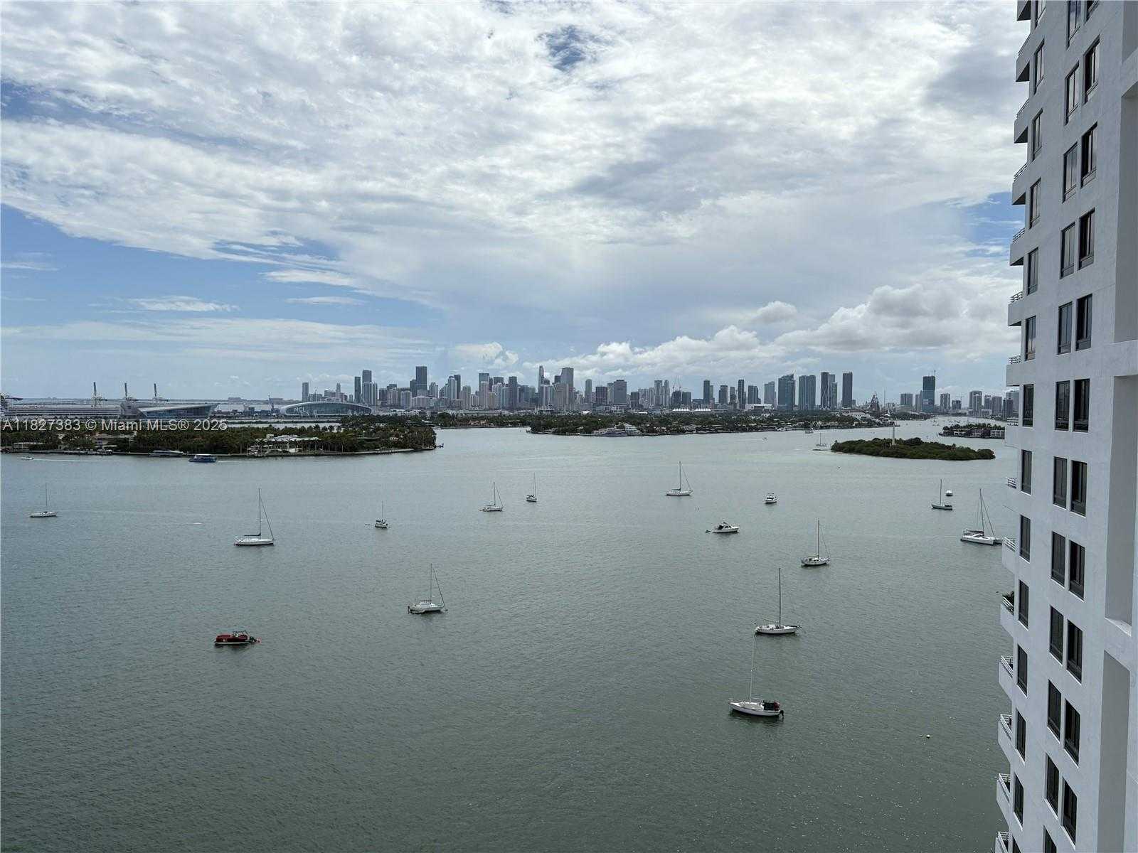 Small Image of 1330 WEST AVE #1808, Miami Beach Number 24