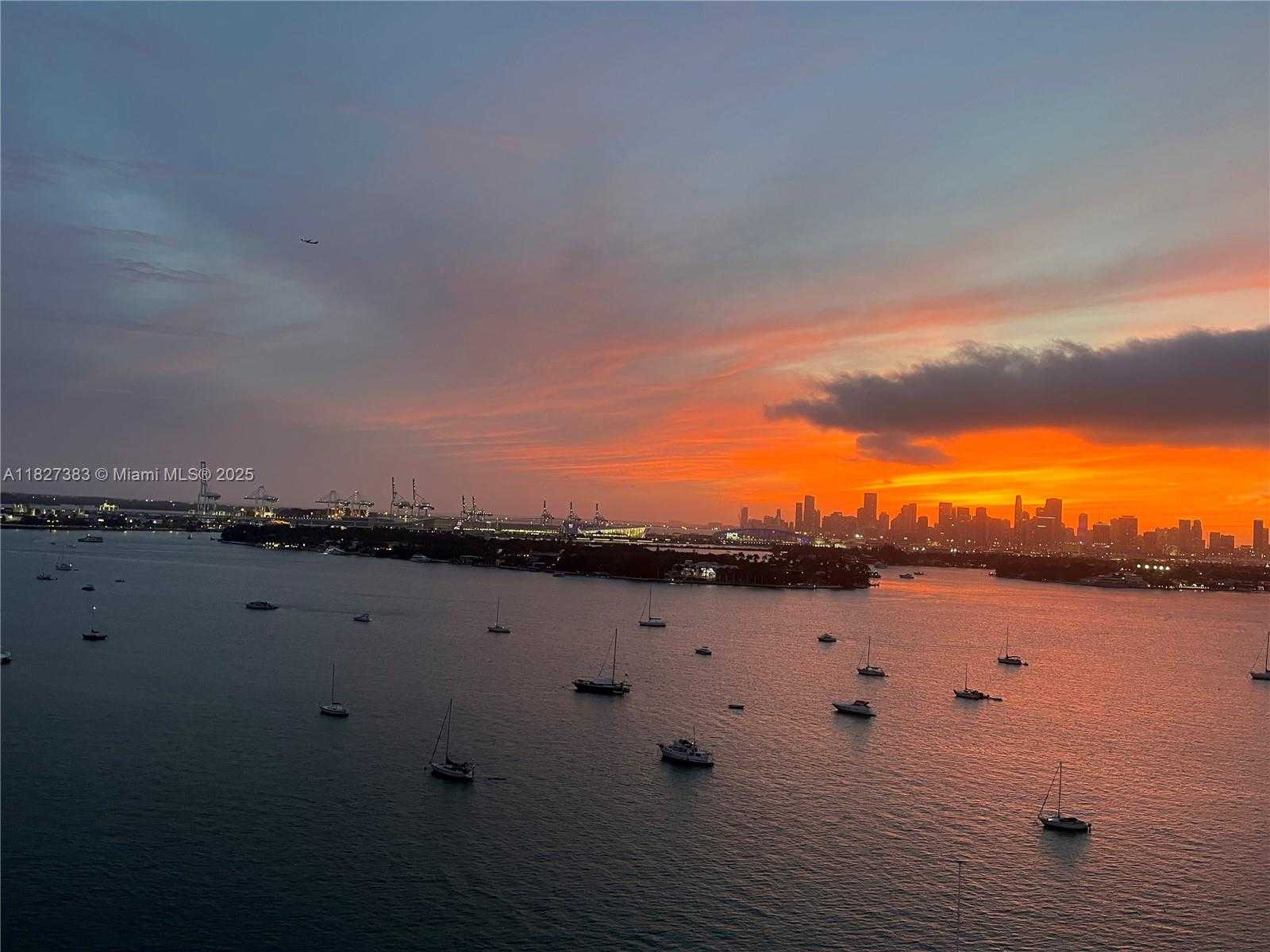 Small Image of 1330 WEST AVE #1808, Miami Beach Number 30