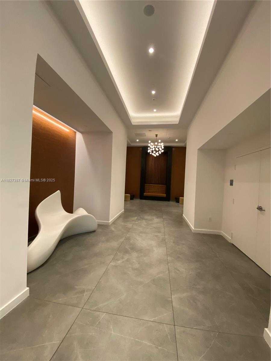 Small Image of 350 SOUTH MIAMI AVE #2707, Miami Number 20