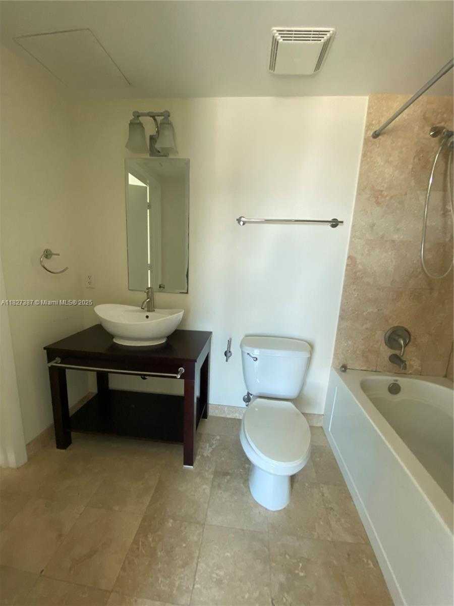 Small Image of 350 SOUTH MIAMI AVE #2707, Miami Number 7