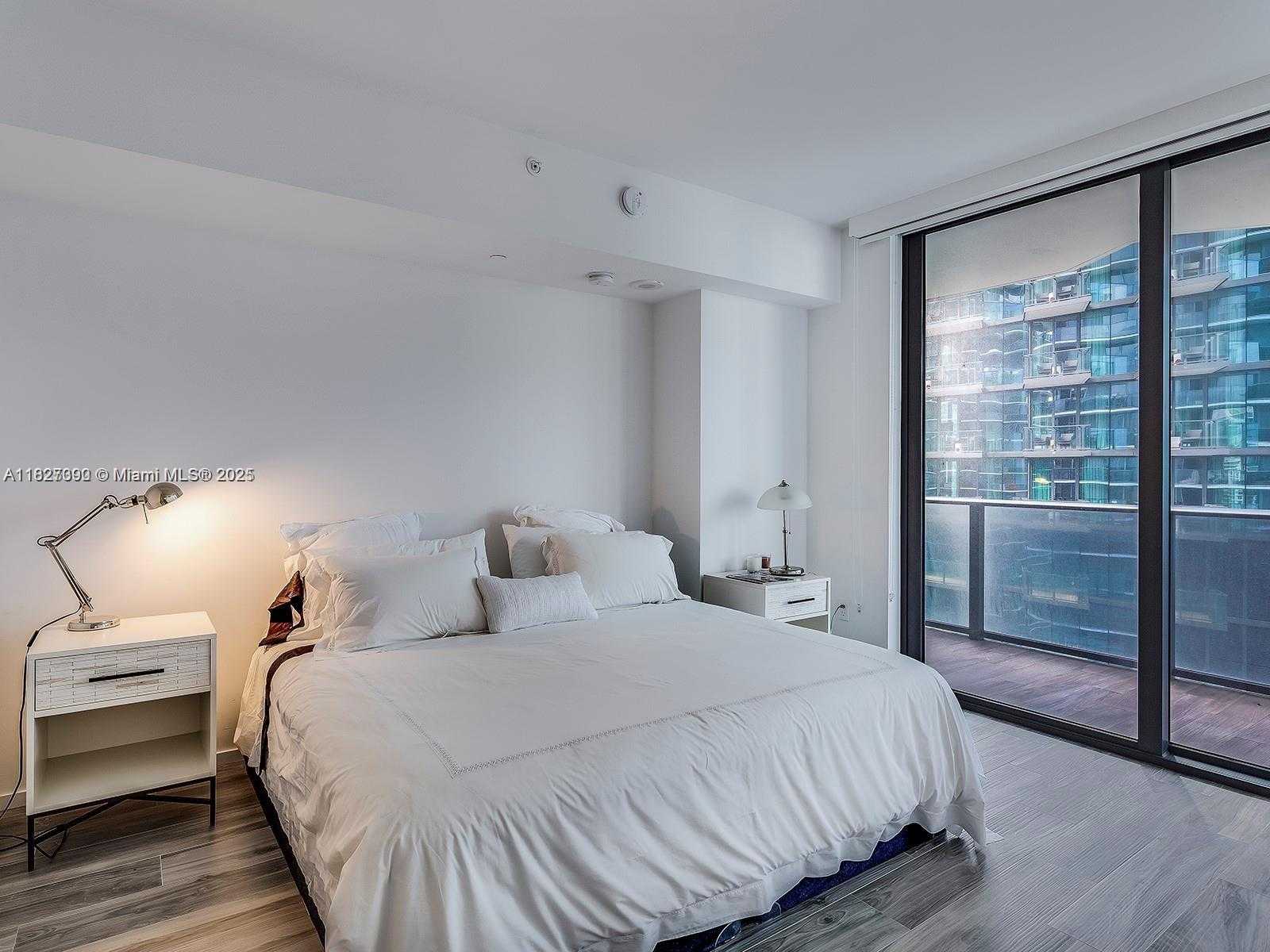 Small Image of 801 SOUTH MIAMI AVE #2706, Miami Number 10