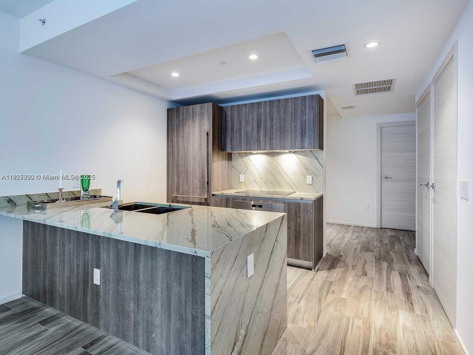 Small Image of 801 SOUTH MIAMI AVE #2706, Miami Number 2