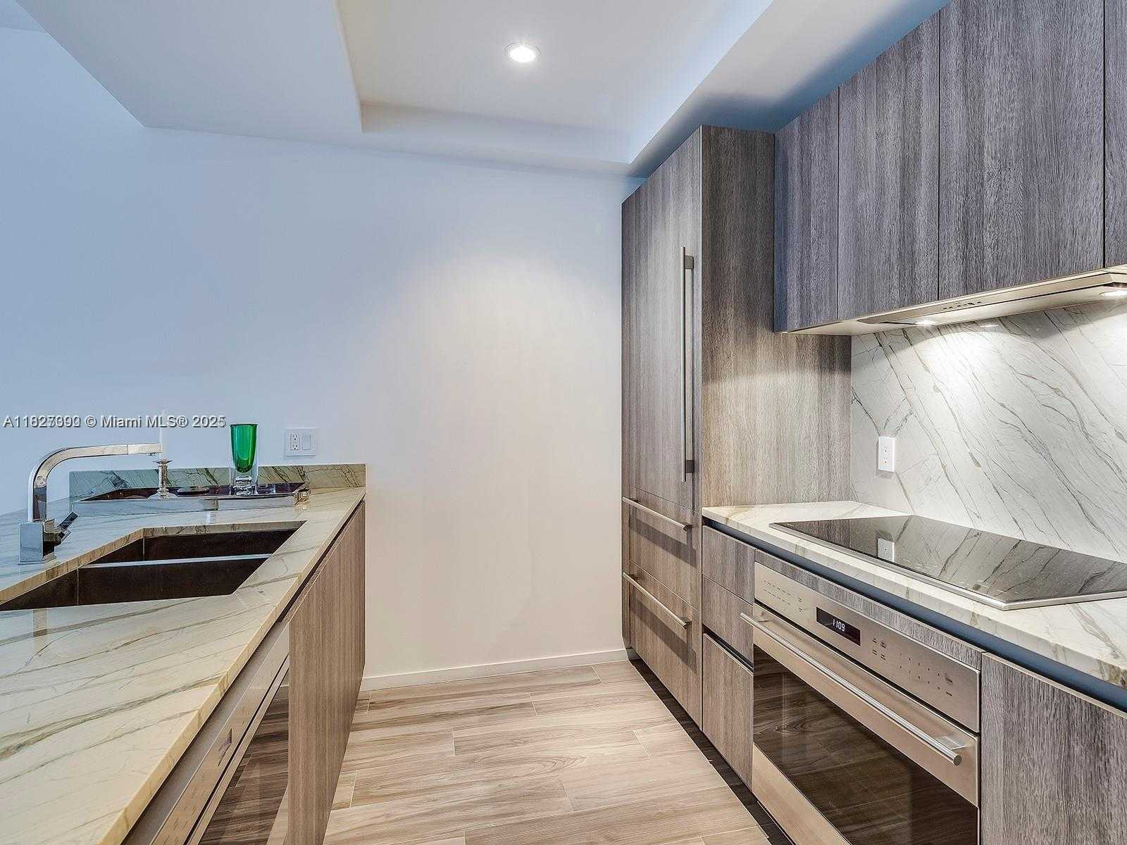 Small Image of 801 SOUTH MIAMI AVE #2706, Miami Number 3