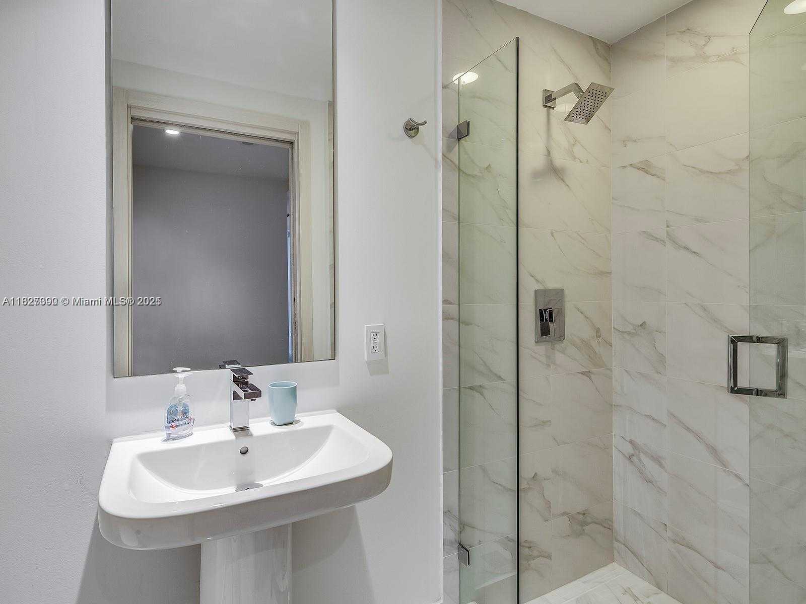 Small Image of 801 SOUTH MIAMI AVE #2706, Miami Number 9