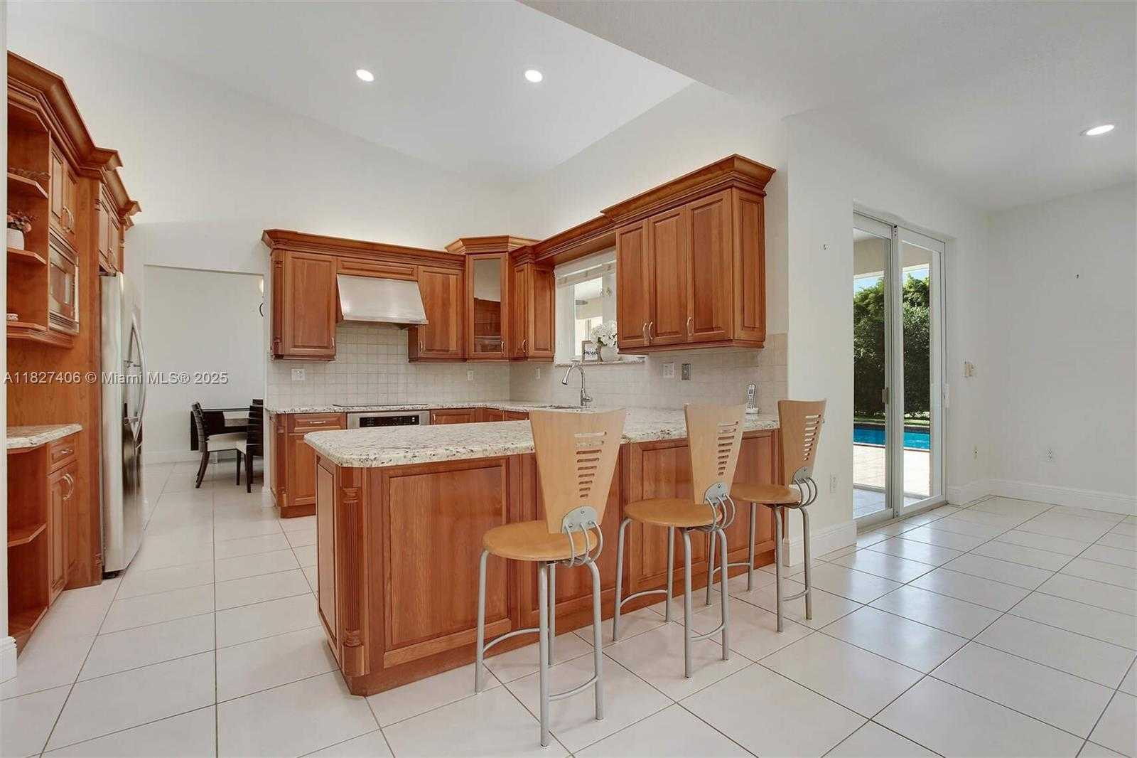Small Image of 13550 SOUTH WEST 82ND AVE, Pinecrest Number 10