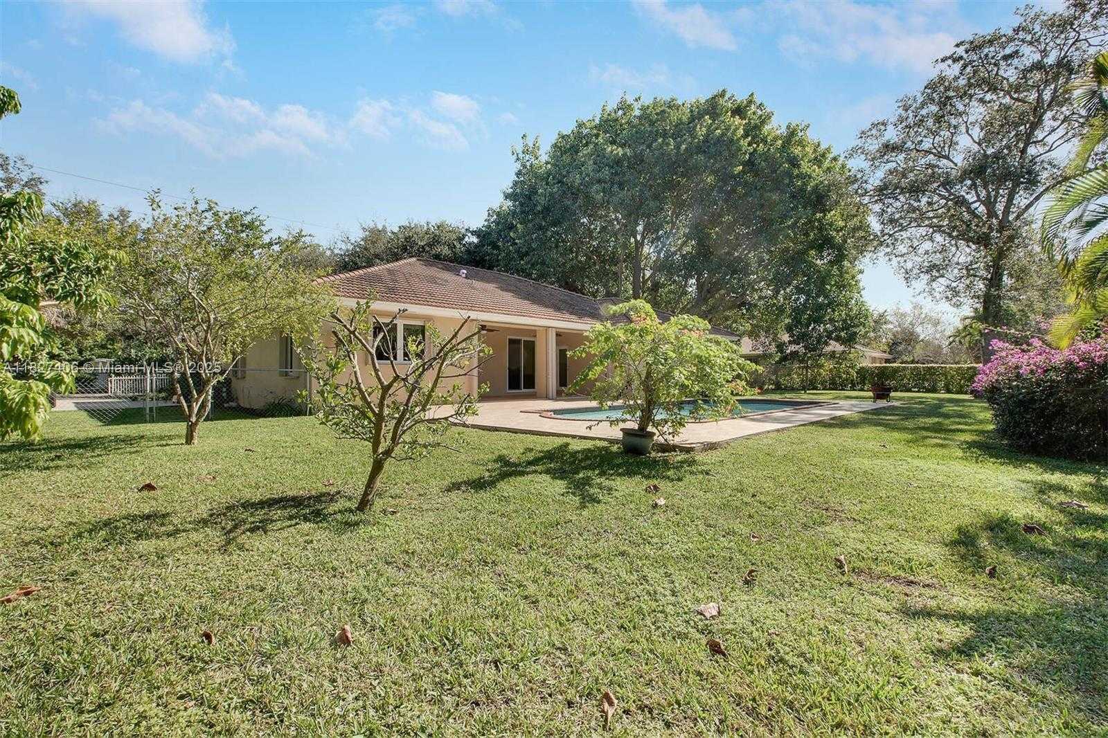 Small Image of 13550 SOUTH WEST 82ND AVE, Pinecrest Number 20