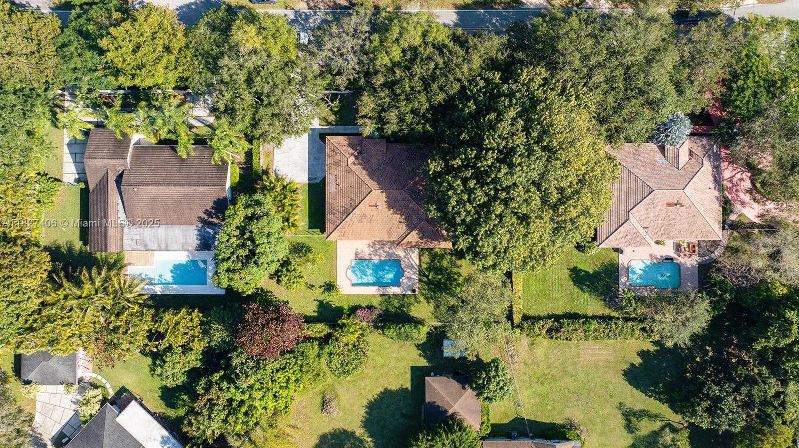 Small Image of 13550 SOUTH WEST 82ND AVE, Pinecrest Number 21