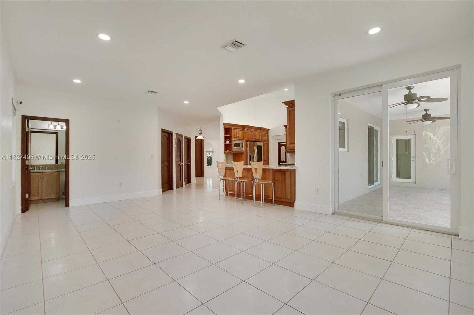 Small Image of 13550 SOUTH WEST 82ND AVE, Pinecrest Number 8