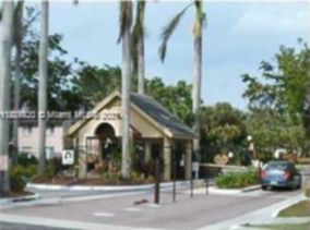 Small Image of 14170 SOUTH WEST 93RD LN #14170, Miami Number 2