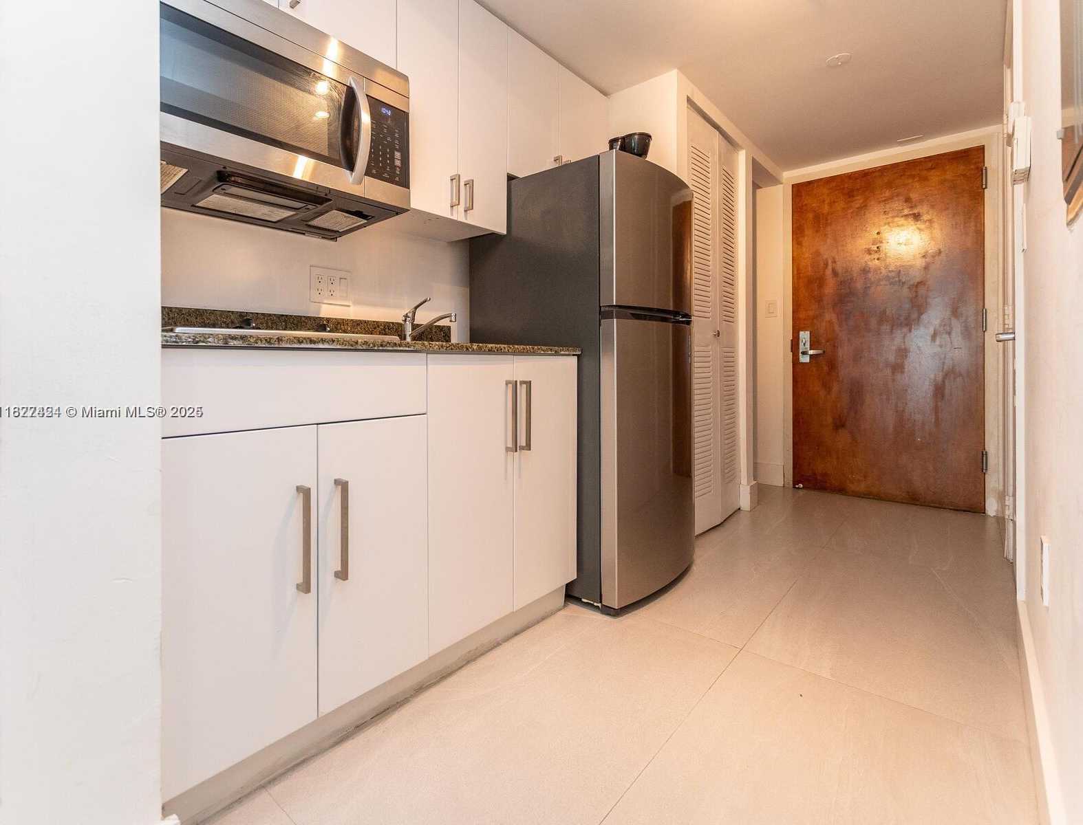 Small Image of 1200 BRICKELL BAY DR #3210, Miami Number 29