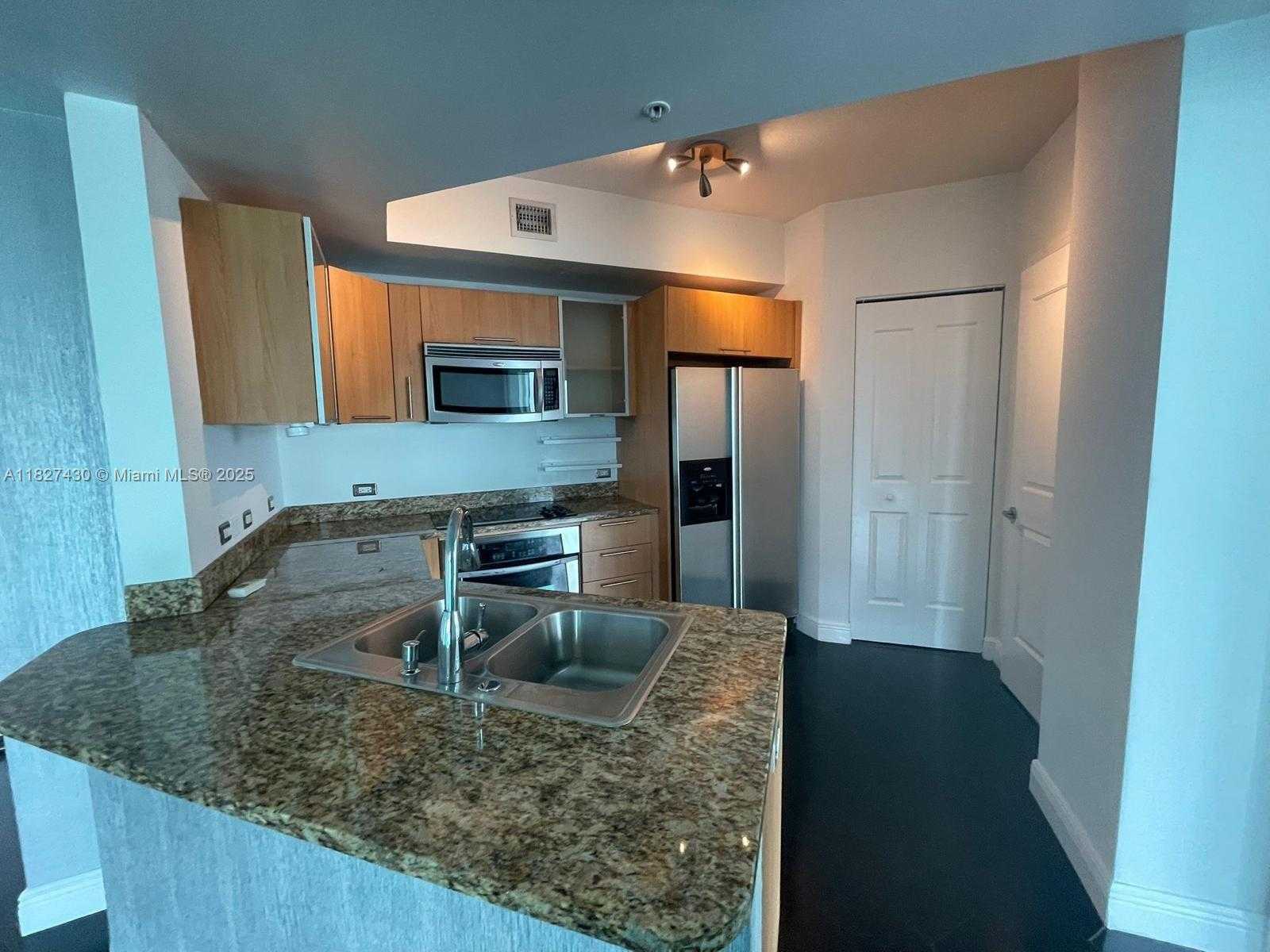 Small Image of 480 NORTH EAST 30TH ST #1403, Miami Number 13