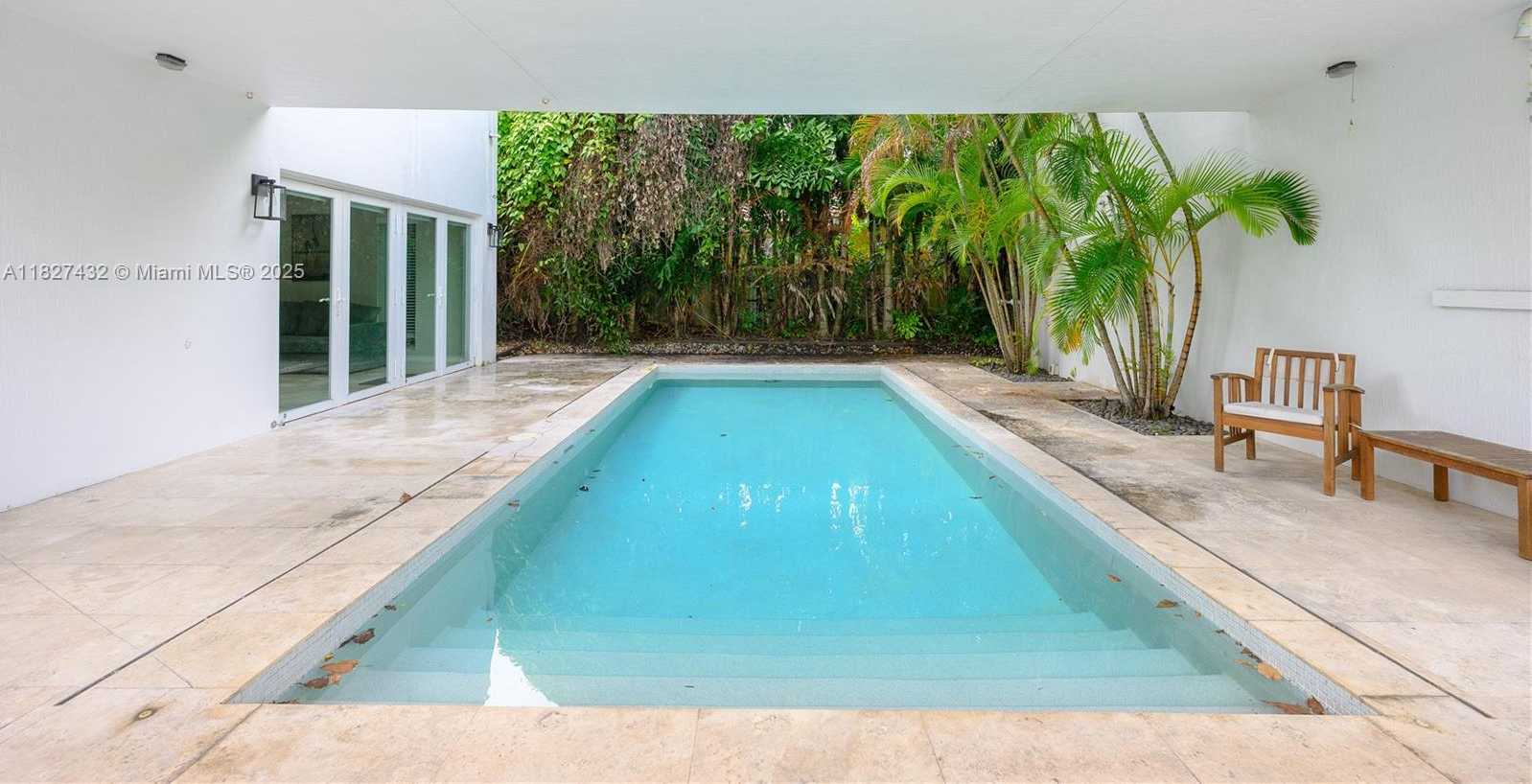 Small Image of 472 MINOLA DR #472, Miami Springs Number 35