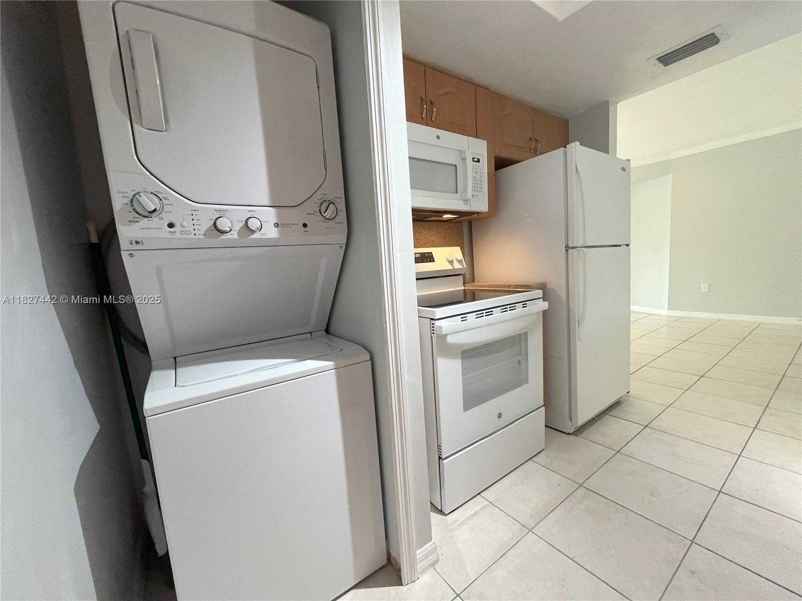 Small Image of 2415 NORTH WEST 16TH ST RD #303-1, Miami Number 11