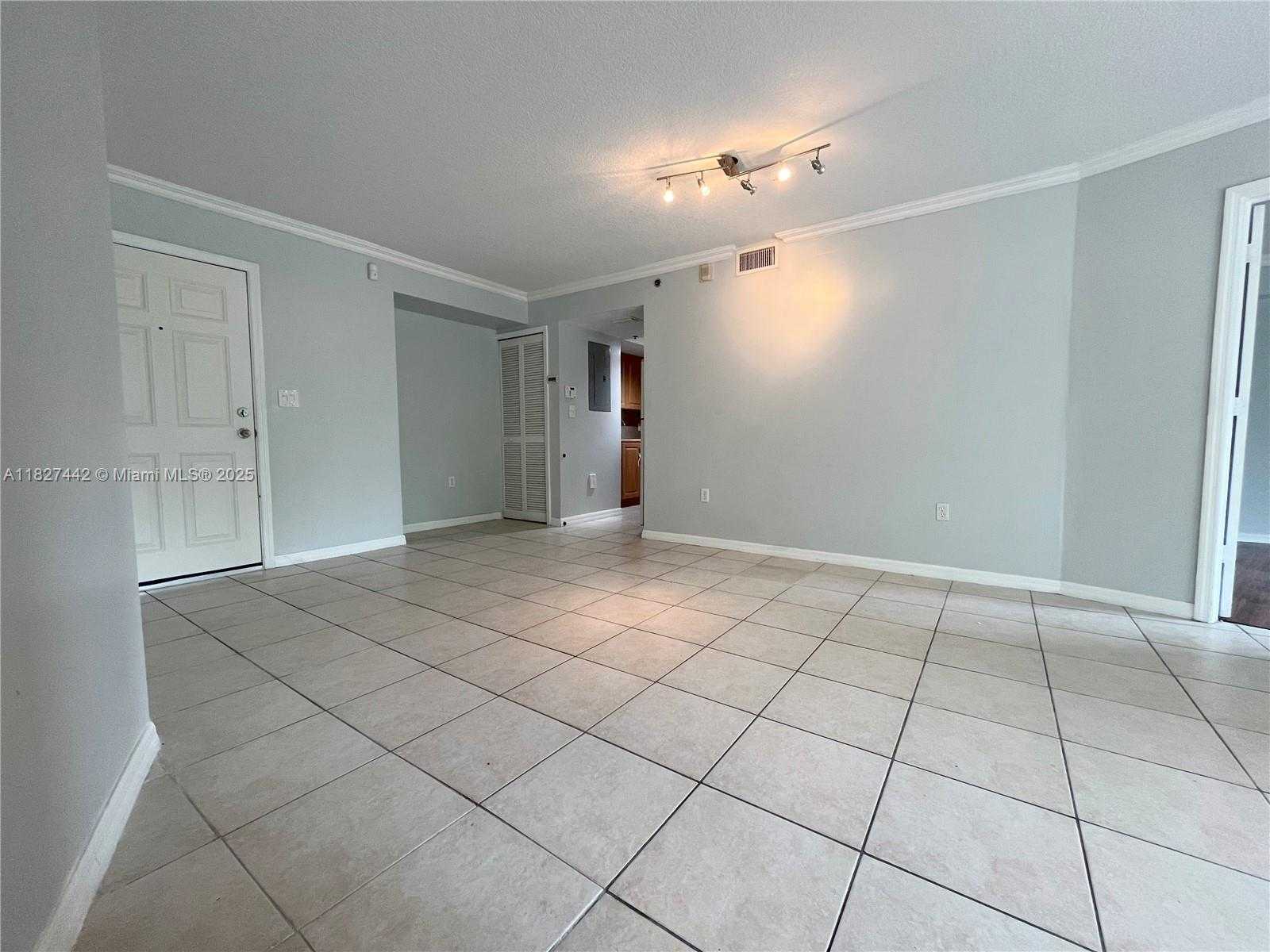 Small Image of 2415 NORTH WEST 16TH ST RD #303-1, Miami Number 6