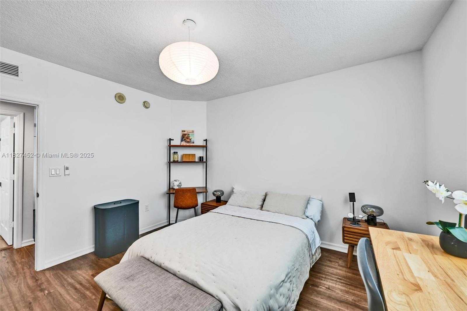 Small Image of 275 NORTH EAST 18TH ST #1809, Miami Number 12