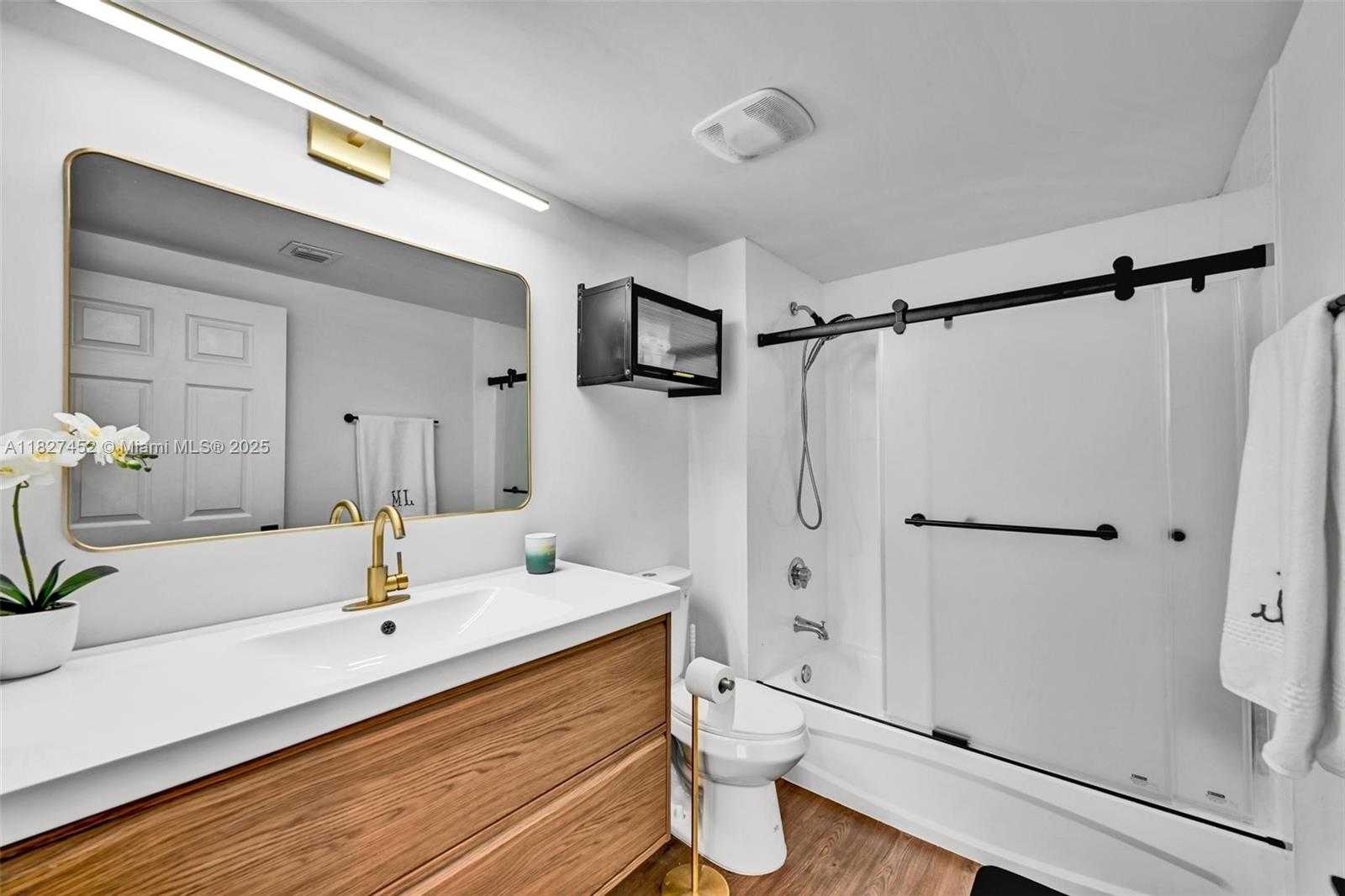 Small Image of 275 NORTH EAST 18TH ST #1809, Miami Number 13