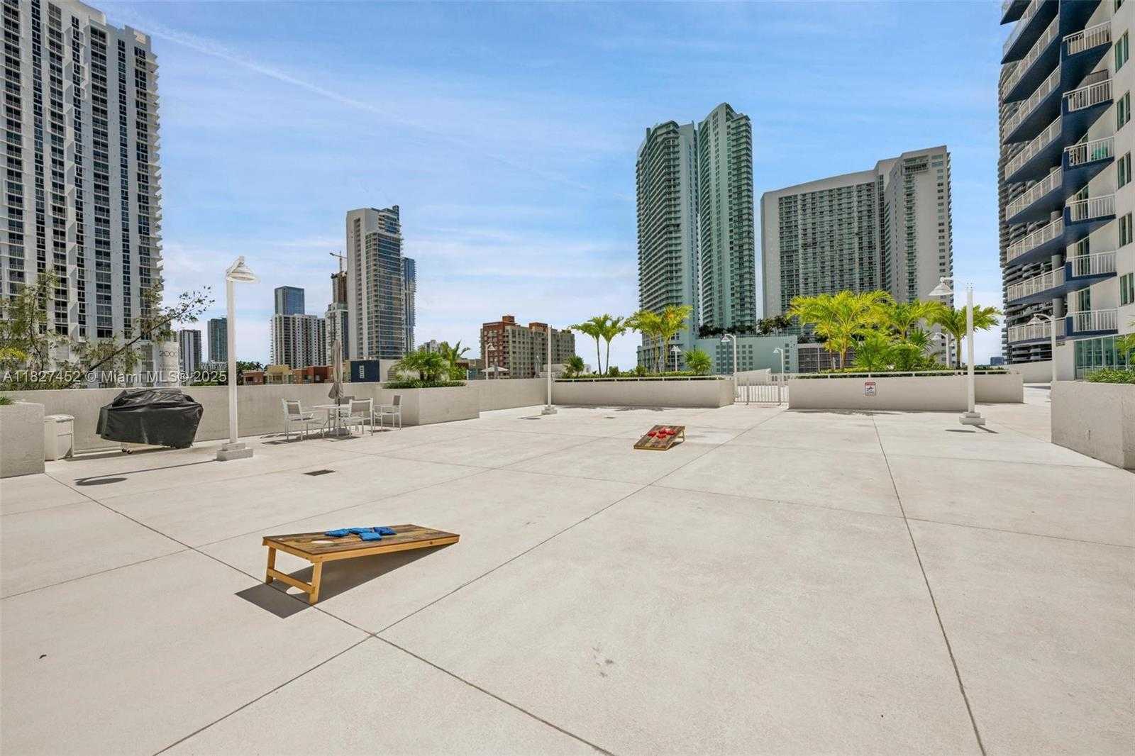 Small Image of 275 NORTH EAST 18TH ST #1809, Miami Number 24