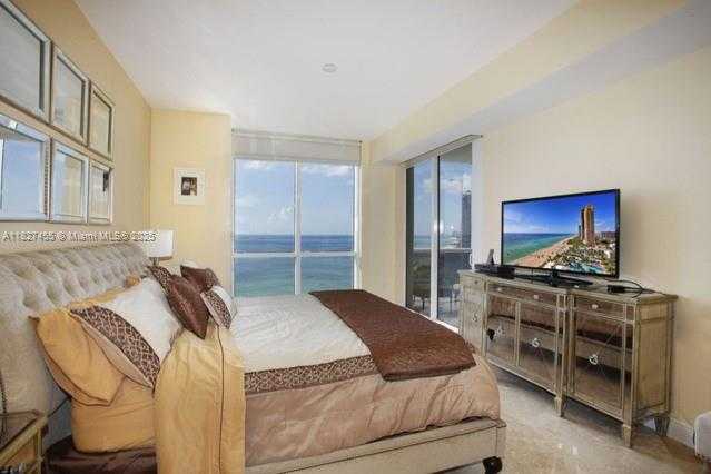Small Image of 18101 COLLINS AVE #1705, Sunny Isles Beach Number 20