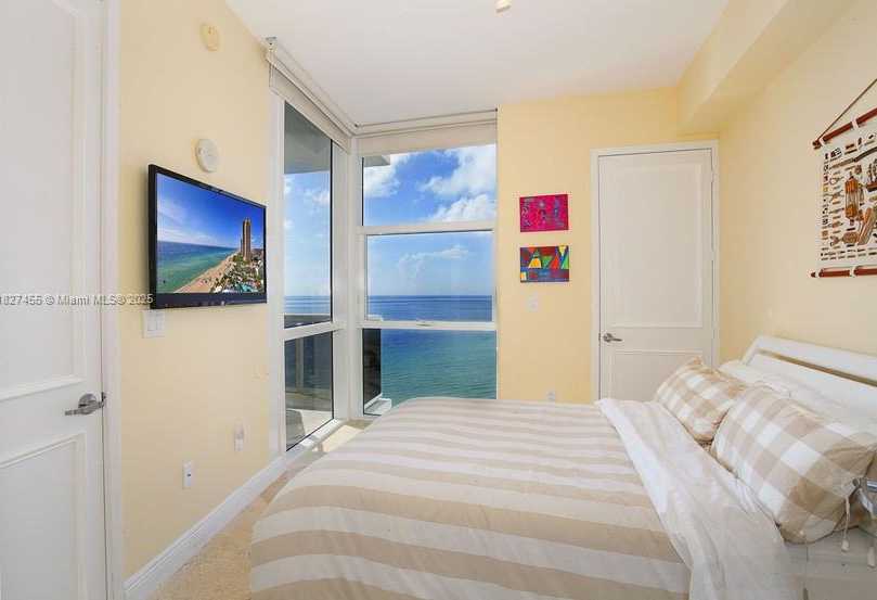 Small Image of 18101 COLLINS AVE #1705, Sunny Isles Beach Number 27