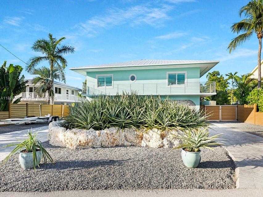 Small Image of 232 WEST SEAVIEW DR, Duck Number 7