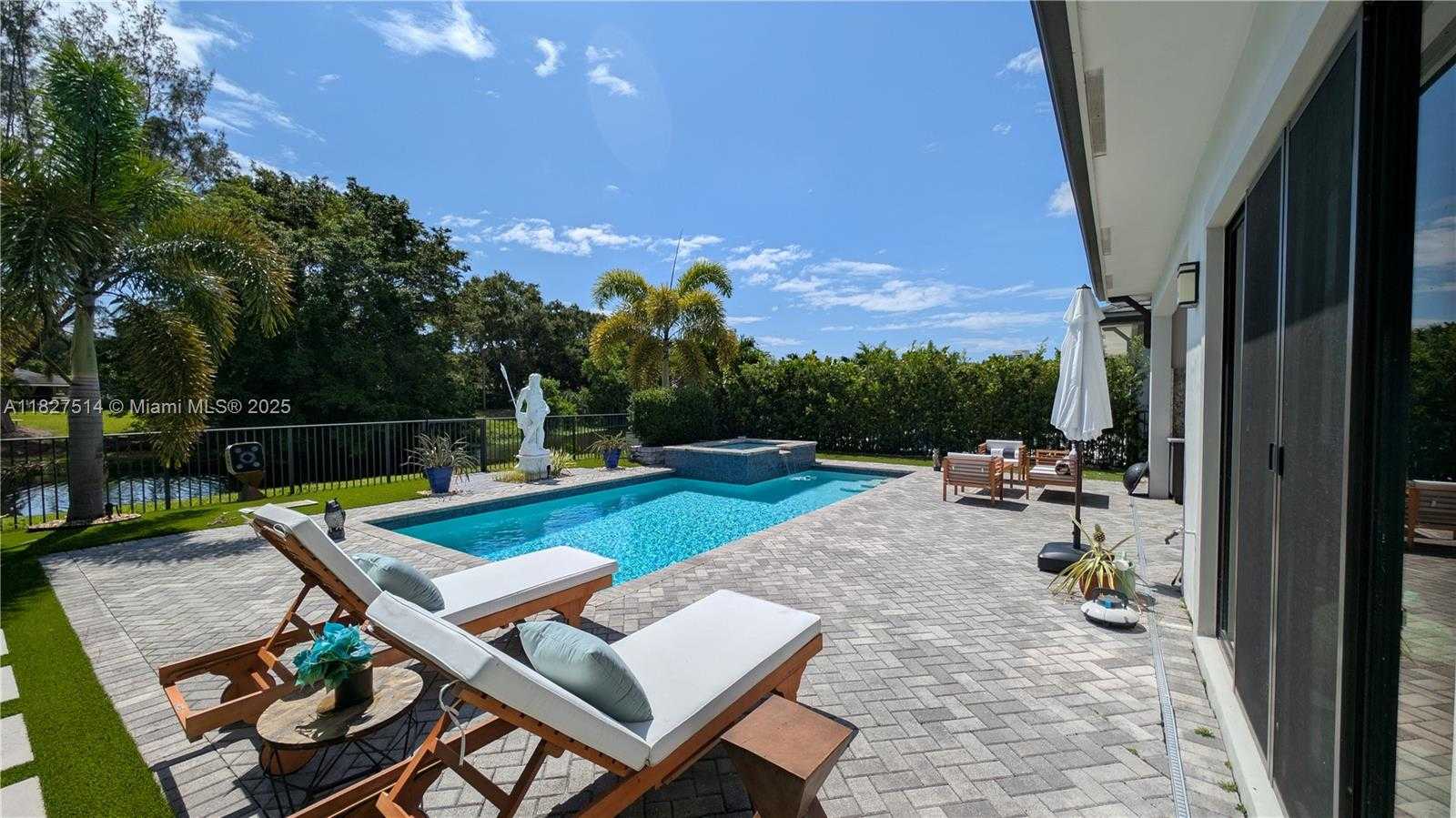 Small Image of 2879 GIN BERRY WAY #2879, West Palm Beach Number 17