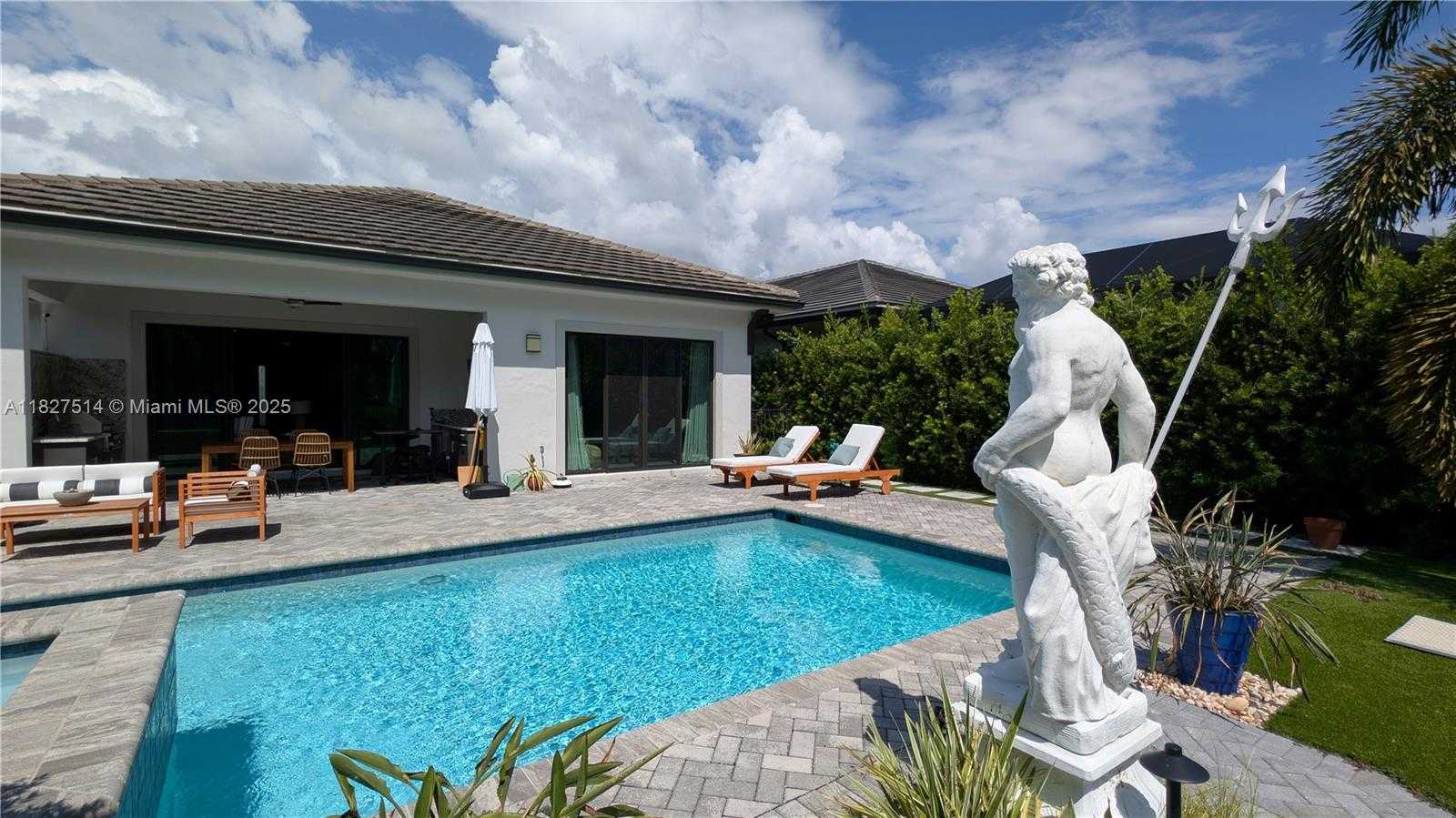 Small Image of 2879 GIN BERRY WAY #2879, West Palm Beach Number 21